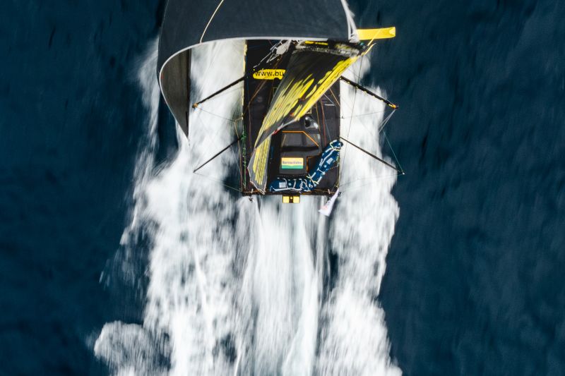 DAVY BEAUDART BUREAU VALLEE 48H Azimut